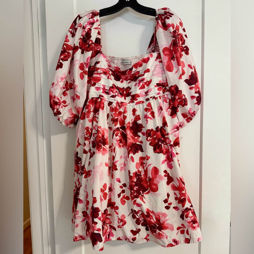 Abercrombie & Fitch White Mini Dress with Red Floral Print